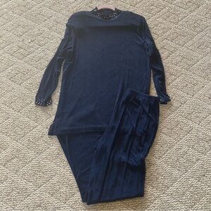 5/$15 Vintage Dressy KLGsco. SET Dark Blue with Silver Sparkles Medium